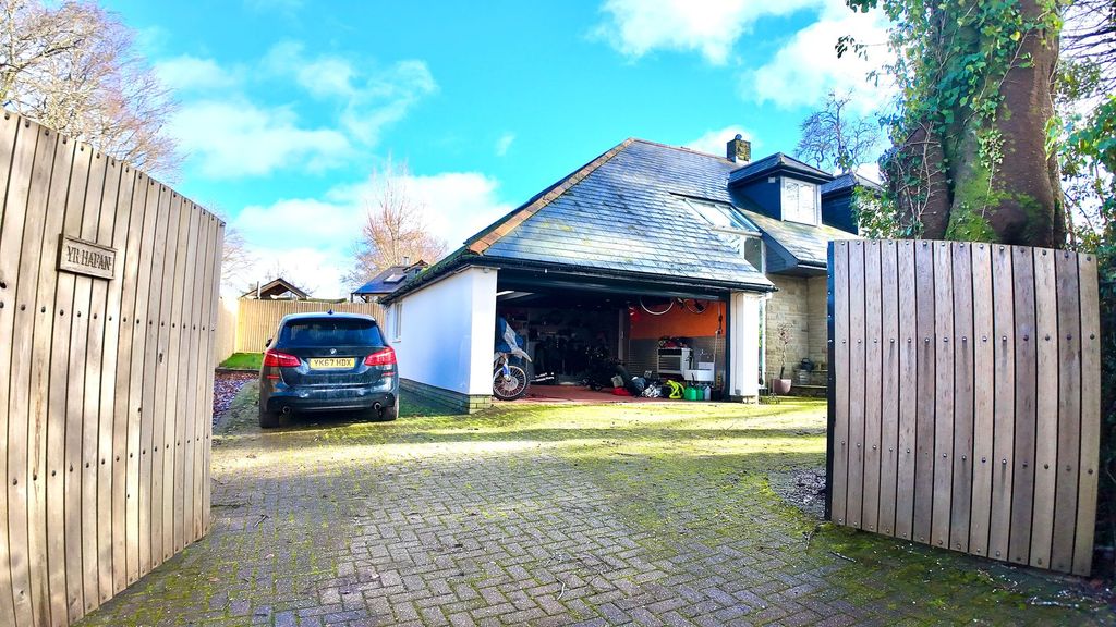 Additional image 7 of 5 bed detached house for saleDarren Ddu Road, Ynysybwl CF37