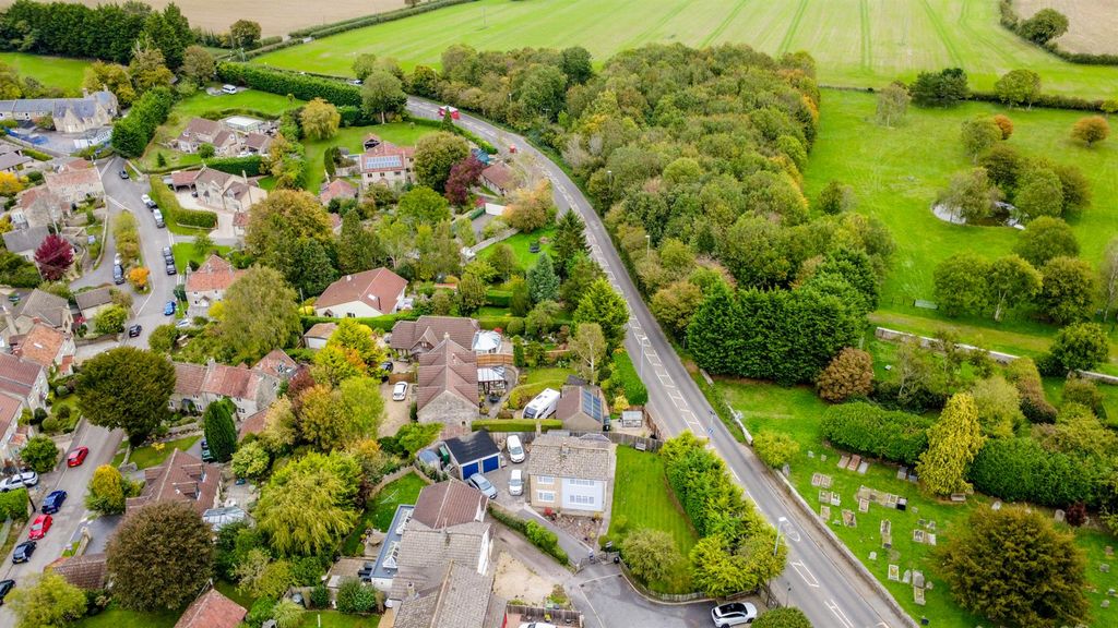 Property photo 1 of 21