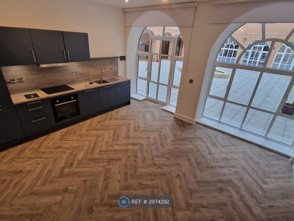 Property photo 3 of 8 Lounge Diner 3