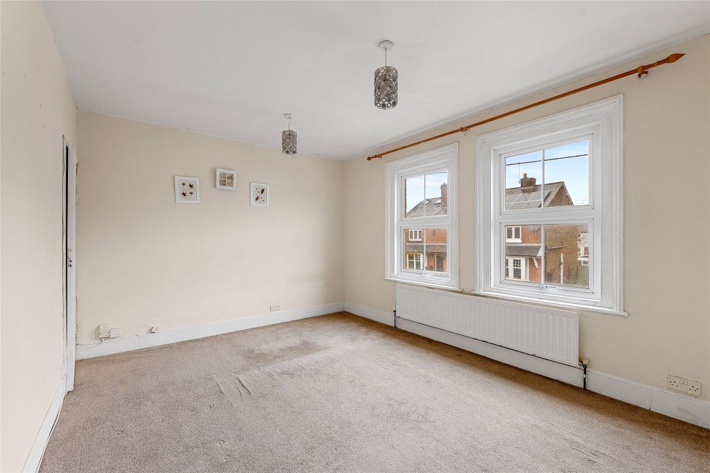 Property photo 2 of 12 Picture No. 16