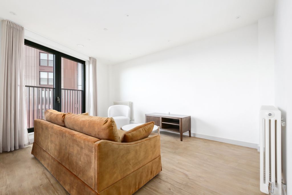 Property photo 2 of 32 Picture No. 26