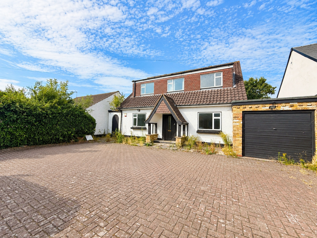 Property photo 2 of 17