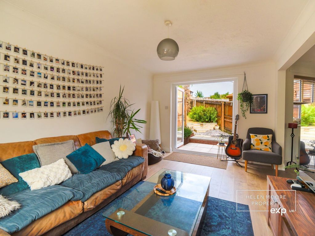 Property photo 3 of 14
