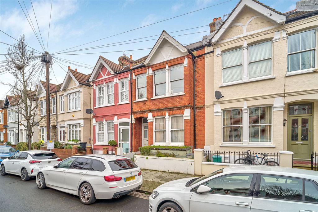 Property photo 2 of 15 Picture No. 18