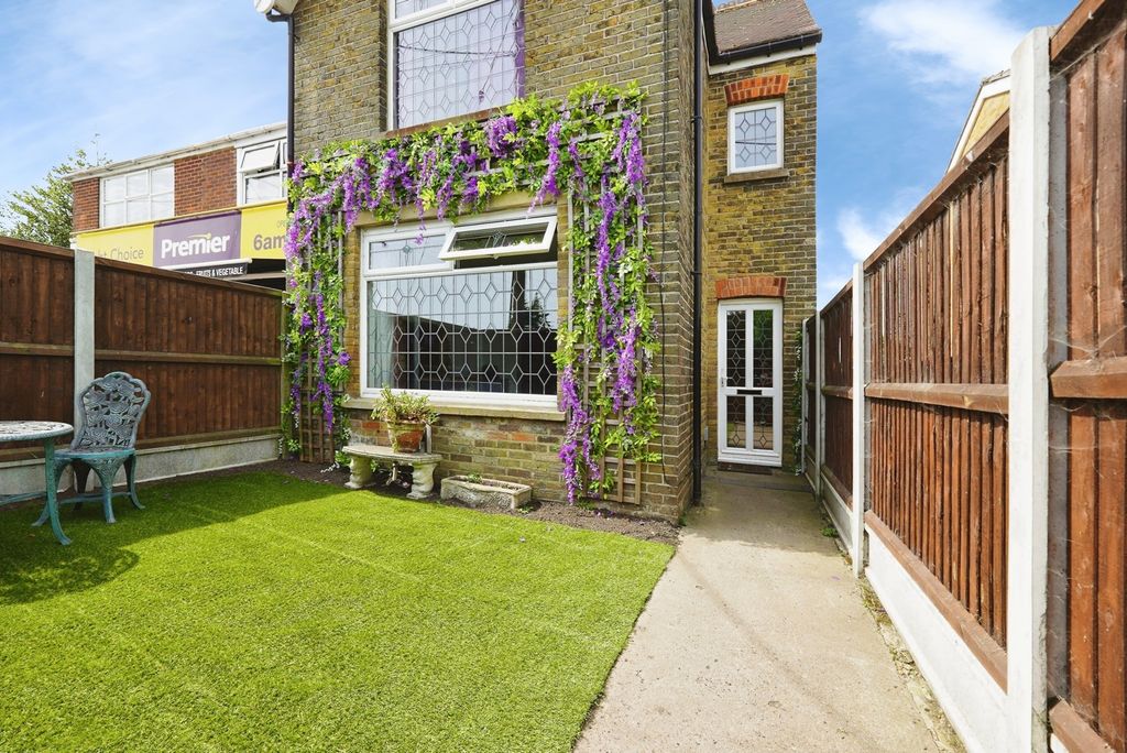 Property photo 1 of 15 Pbox-Img.Jpg