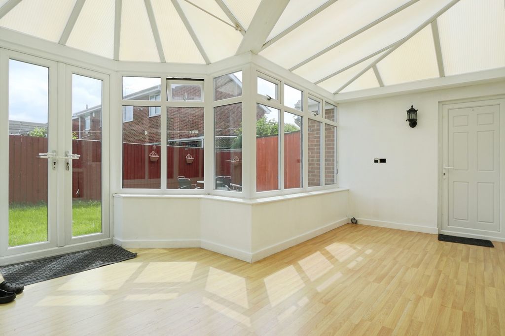 Property photo 3 of 15 4175829