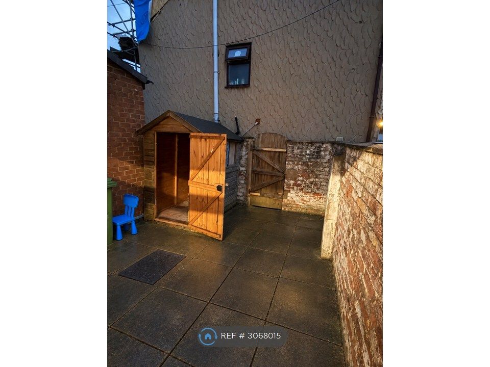 Property photo 3 of 7