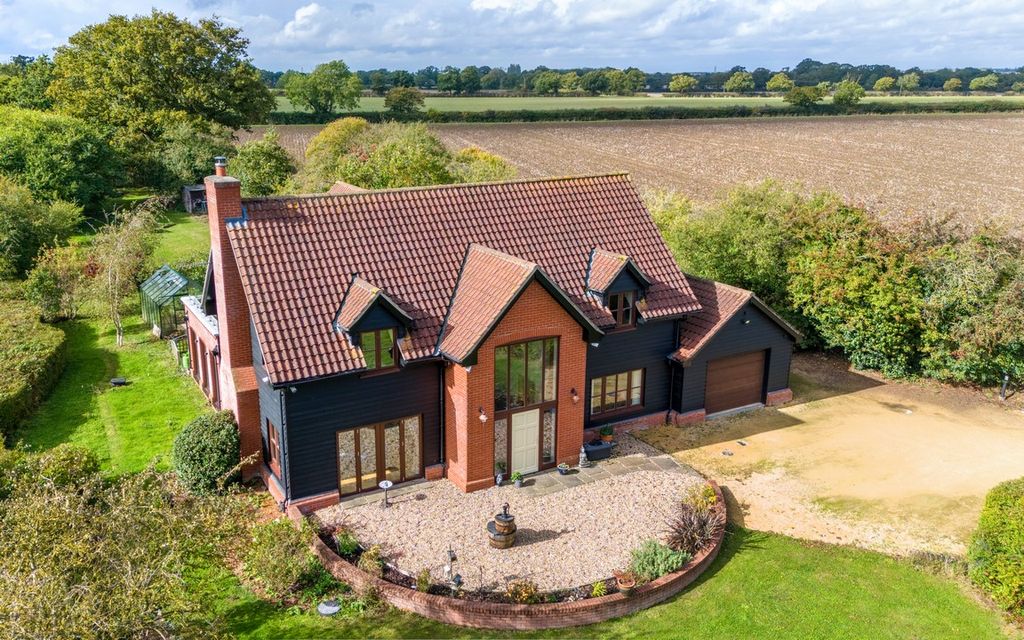 Property photo 1 of 36