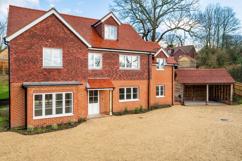 Property photo 1 of 20 Front