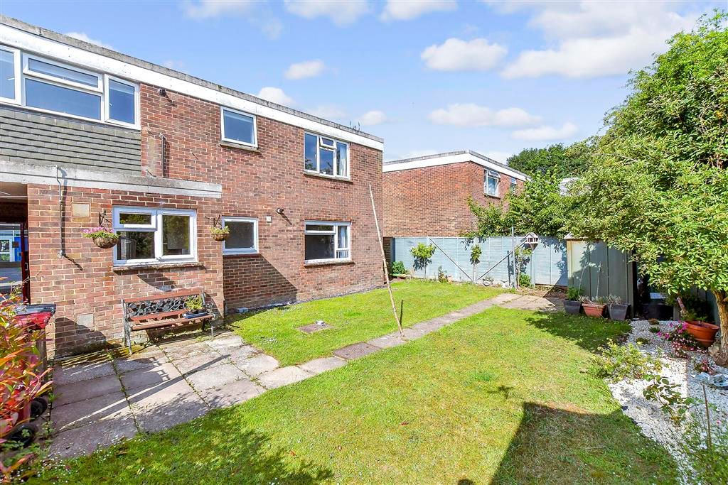 Property photo 2 of 8 Rear Garden