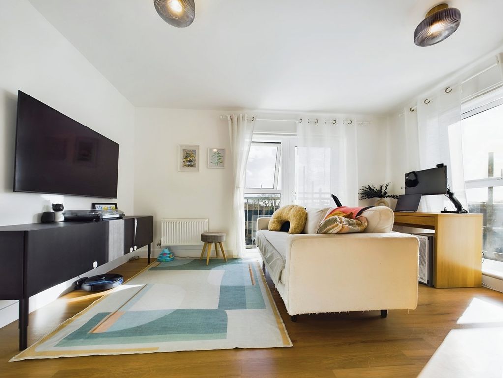 Property photo 3 of 8