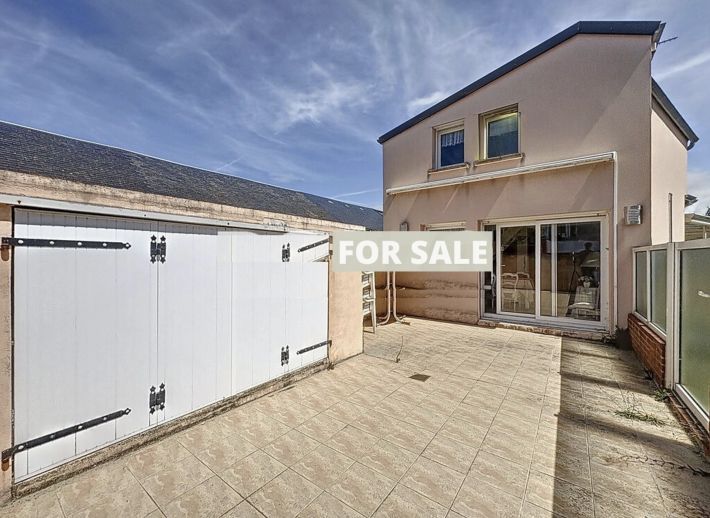 Property photo 2 of 14