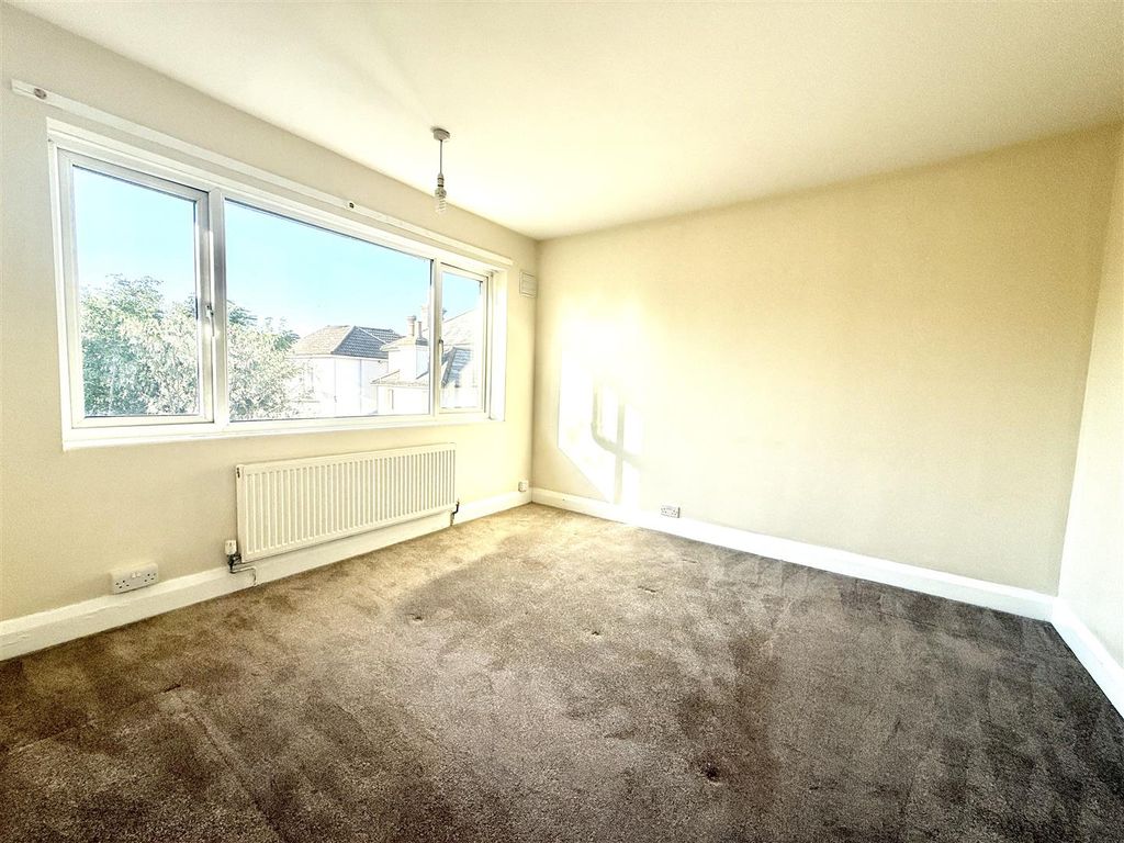 Property photo 3 of 7 Img_7353.Jpg