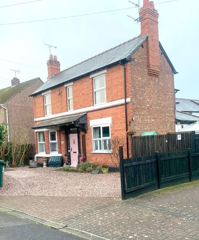 Property photo 1 of 34