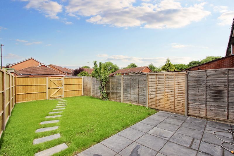 Property photo 3 of 19 Photo 16