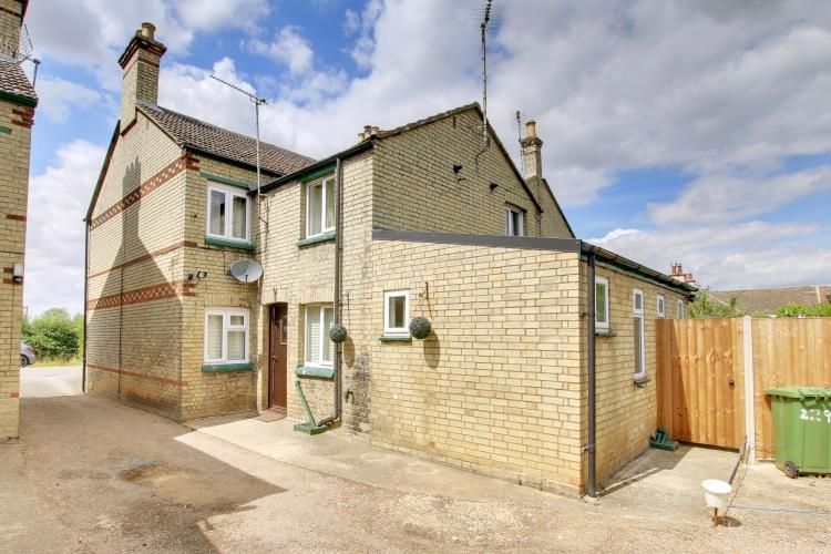 Property photo 2 of 16