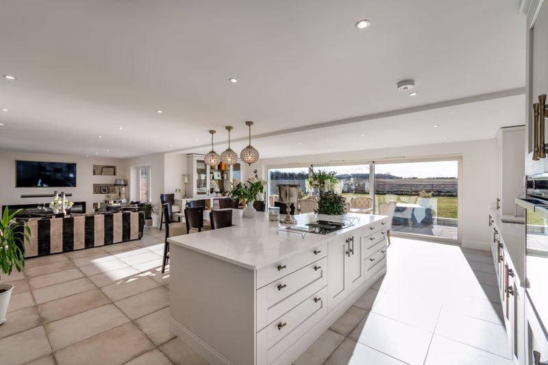 Property photo 3 of 24 Photo 3