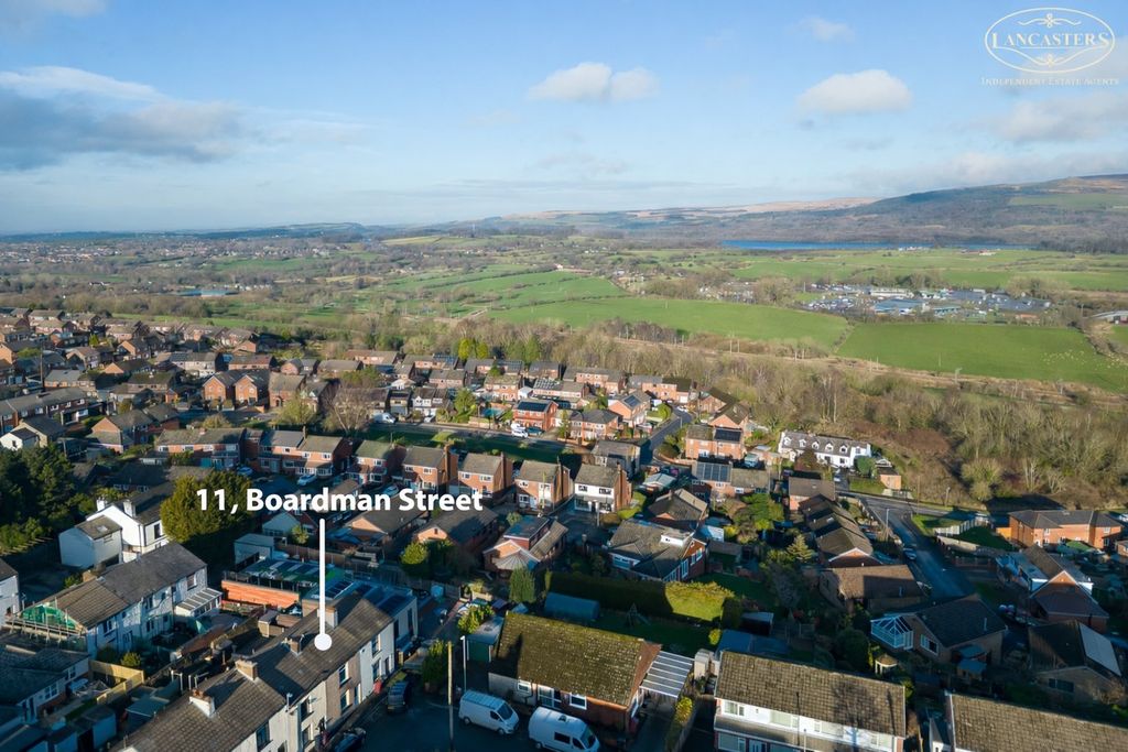 Property photo 2 of 15 Location