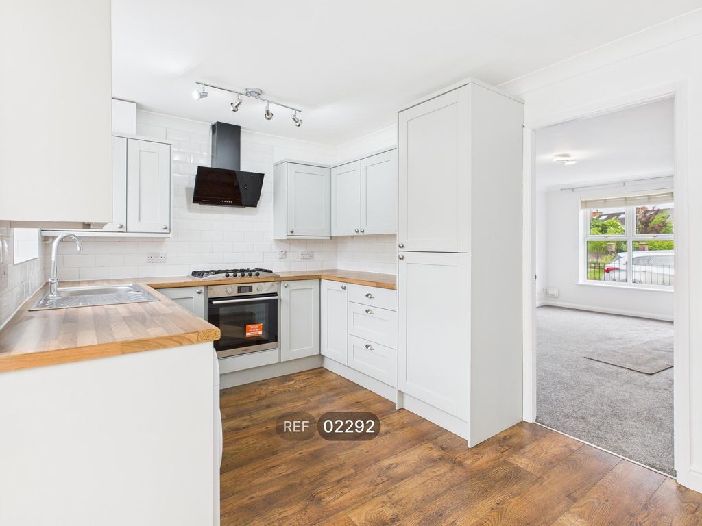 Property photo 1 of 27 Kitchen