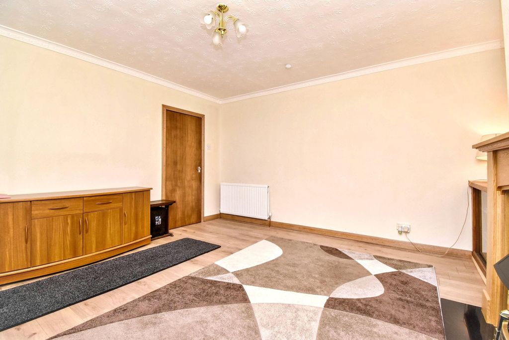 Property photo 3 of 18 Lounge Angle 2