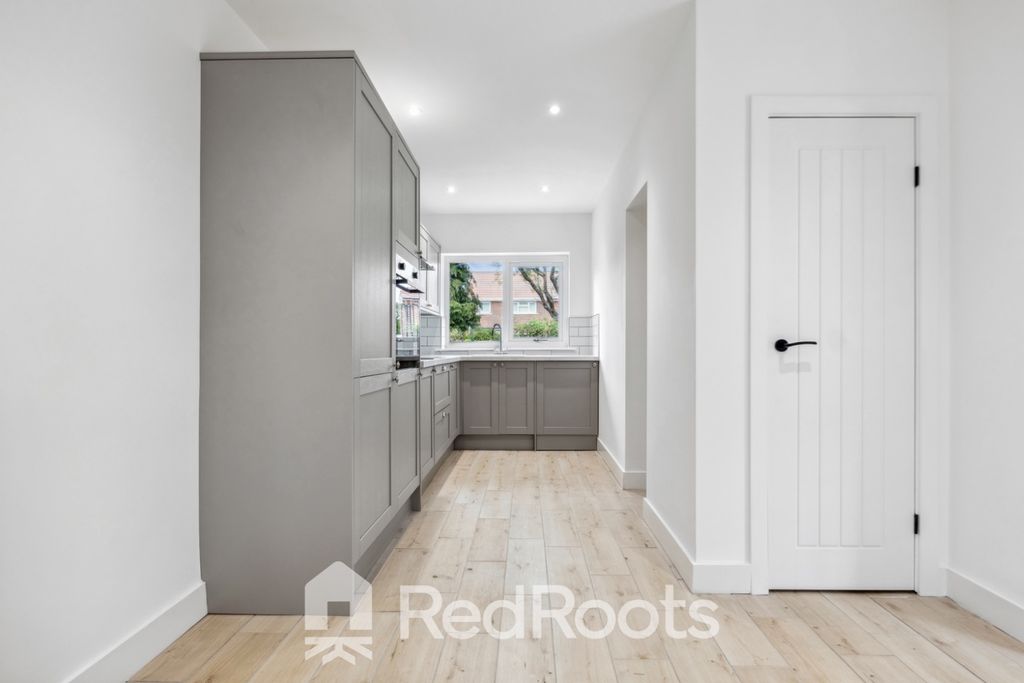 Property photo 3 of 30 4180194