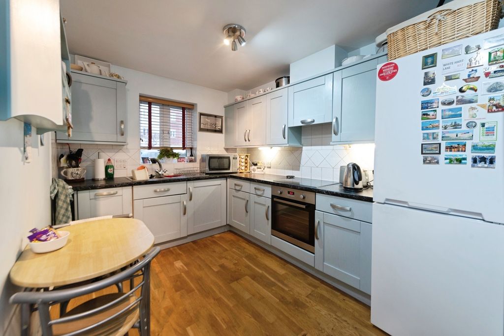 Property photo 3 of 15 Pbox-Img.Jpg