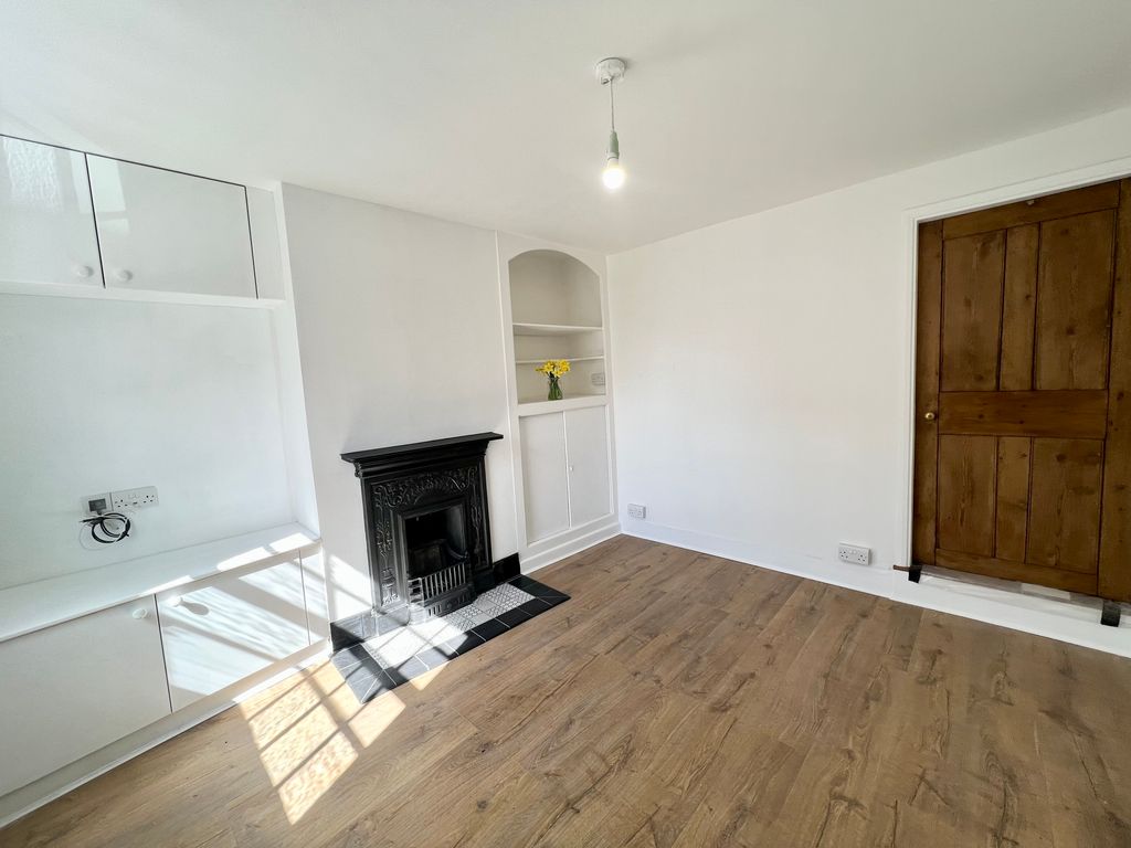 Property photo 2 of 8 Living Room