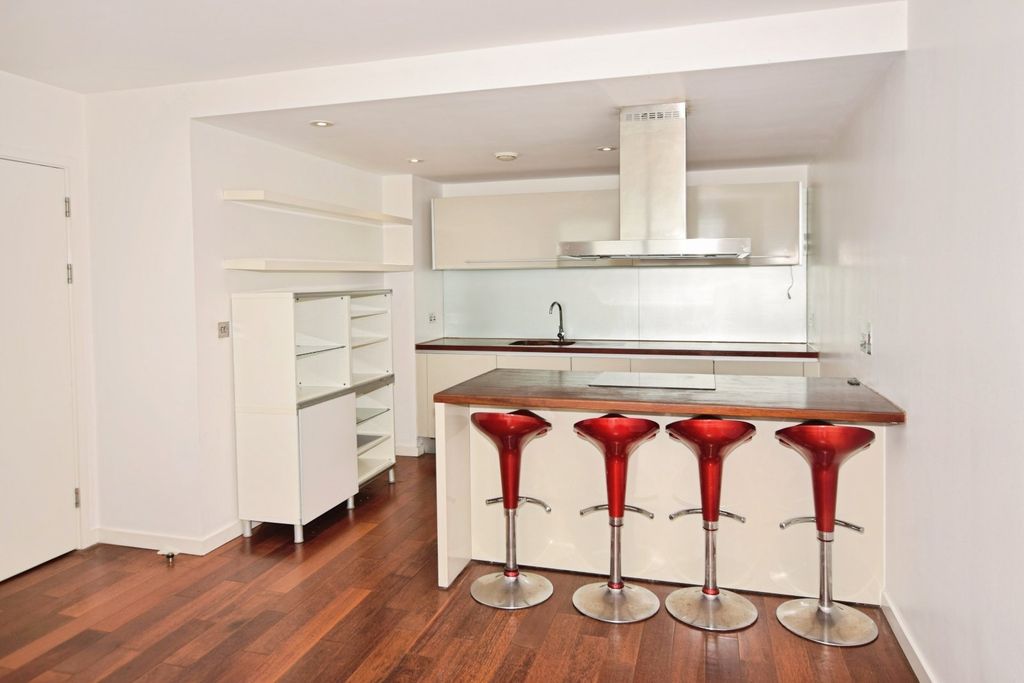 Property photo 3 of 17 Picture No. 43