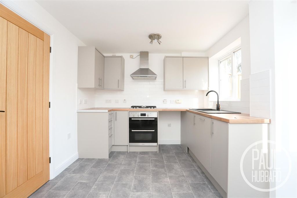 Property photo 2 of 15 Img_9335-2.Jpg