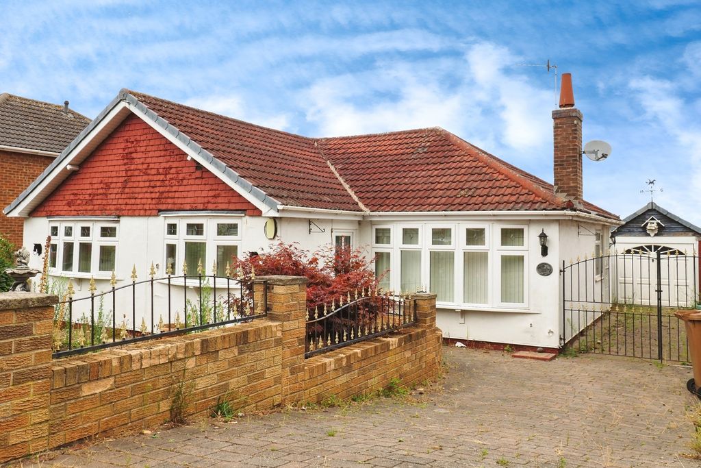Property photo 1 of 17 Photo