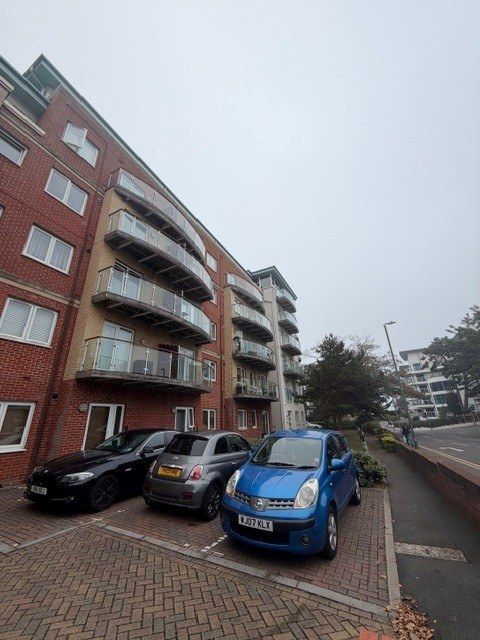 Property photo 1 of 2 2nd Floor, 1 Bed Flat In A Great Location