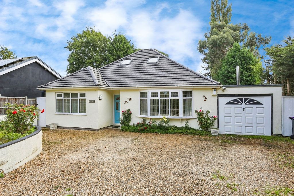 Property photo 1 of 24