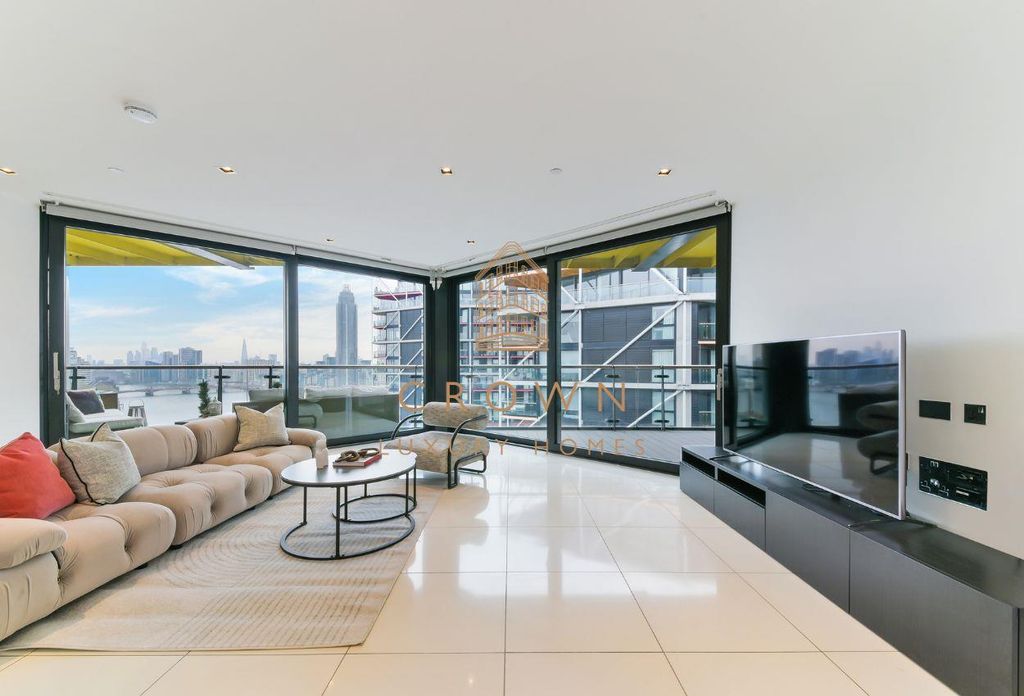 Property photo 1 of 31 Riverlight Quay, 30202 (13).Jpg