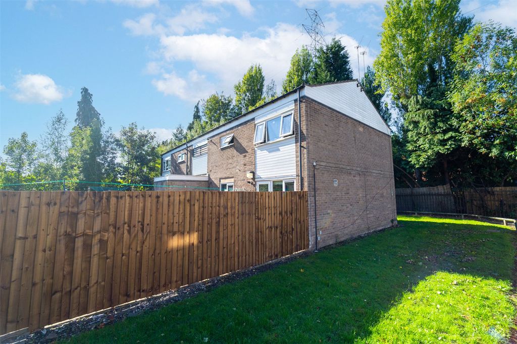 Property photo 2 of 9 Picture No. 10