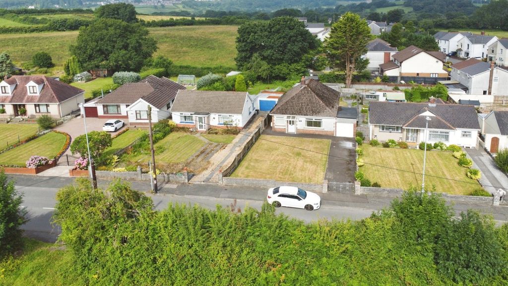 Property photo 1 of 19 4368482
