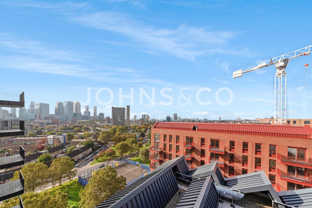 Property photo 3 of 12