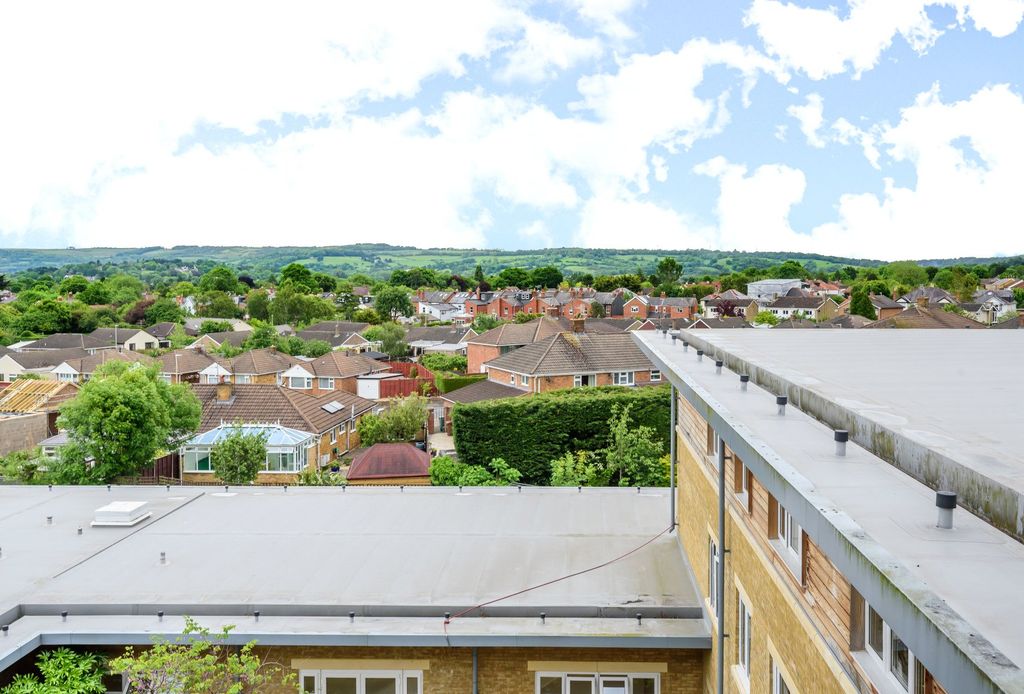 Property photo 1 of 11 Picture No. 15