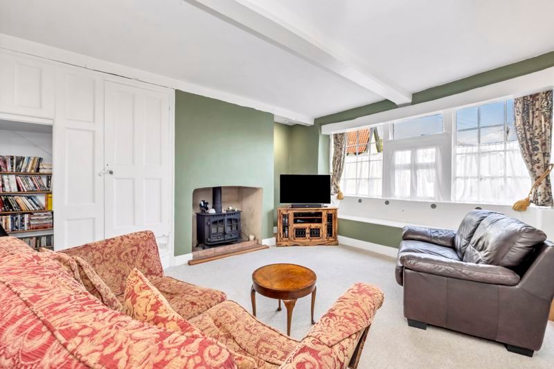 Property photo 2 of 40 Sitting Room