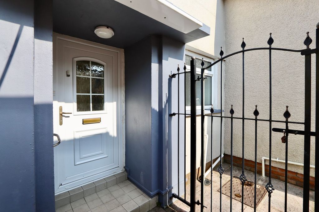 Additional image 4 of 4 bed semi-detached house for saleHighfield Crescent, Pontllanfraith NP12