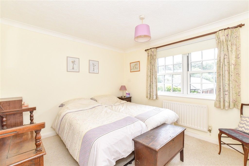 Property photo 3 of 10 Bedroom 1
