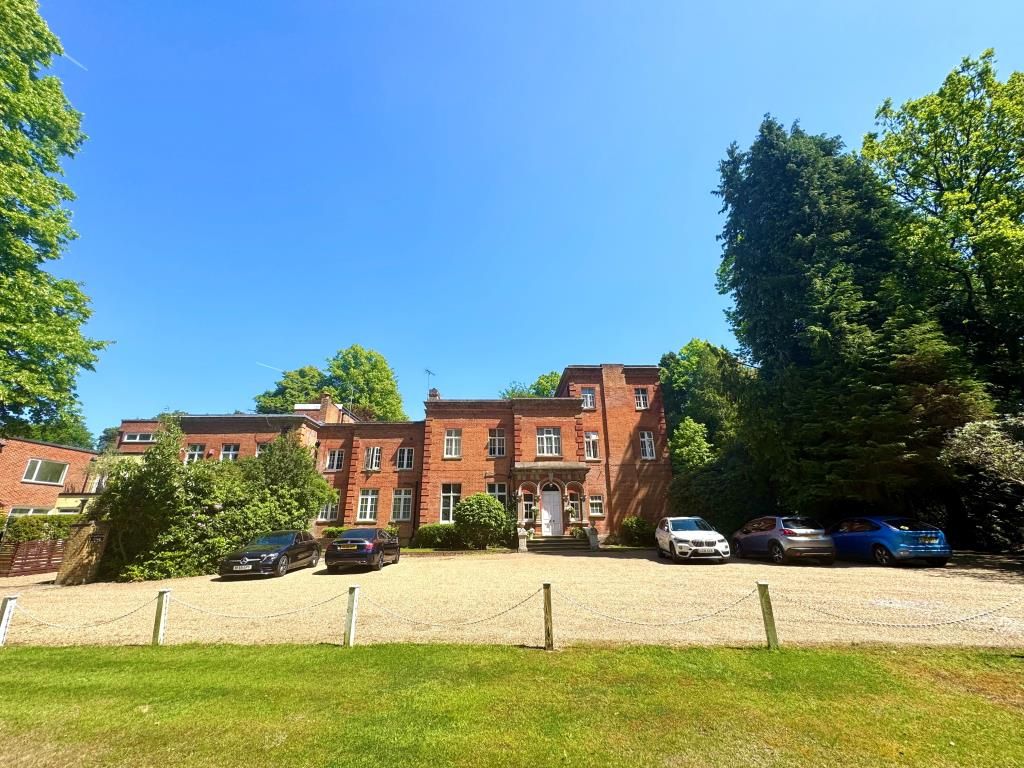 Property photo 1 of 15 External View