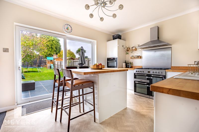 Property photo 1 of 16 Kitchen