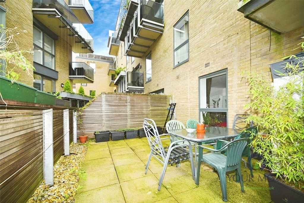 Property photo 2 of 10 Patio