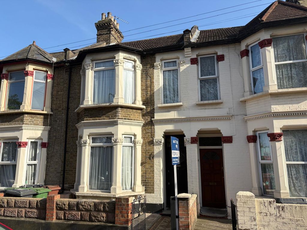 Property photo 2 of 30