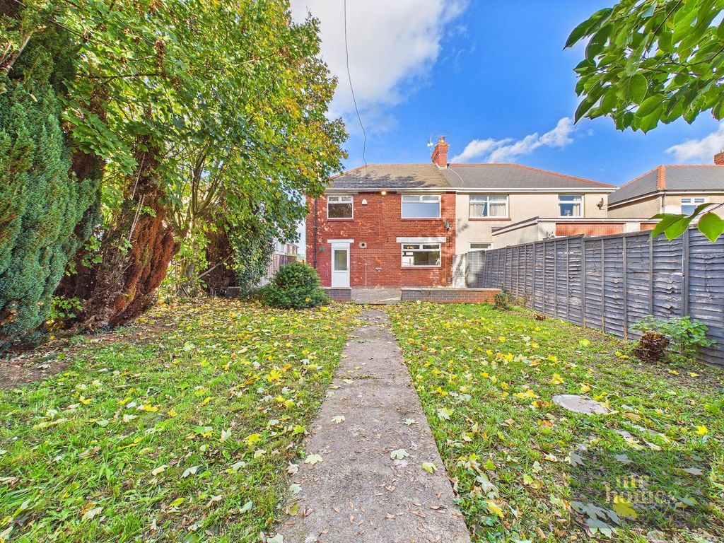 Property photo 1 of 31