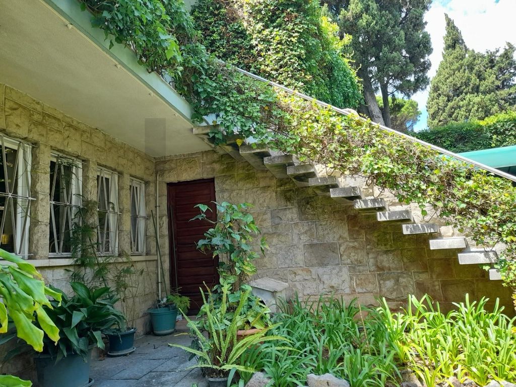 Property photo 1 of 46