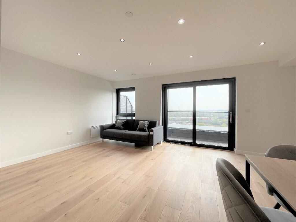 Property photo 3 of 9 Gallery