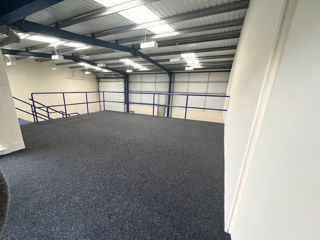 Property photo 3 of 15 Microsoftteams-Image (73)