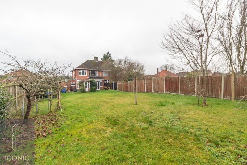 Property photo 2 of 19 Photo 4