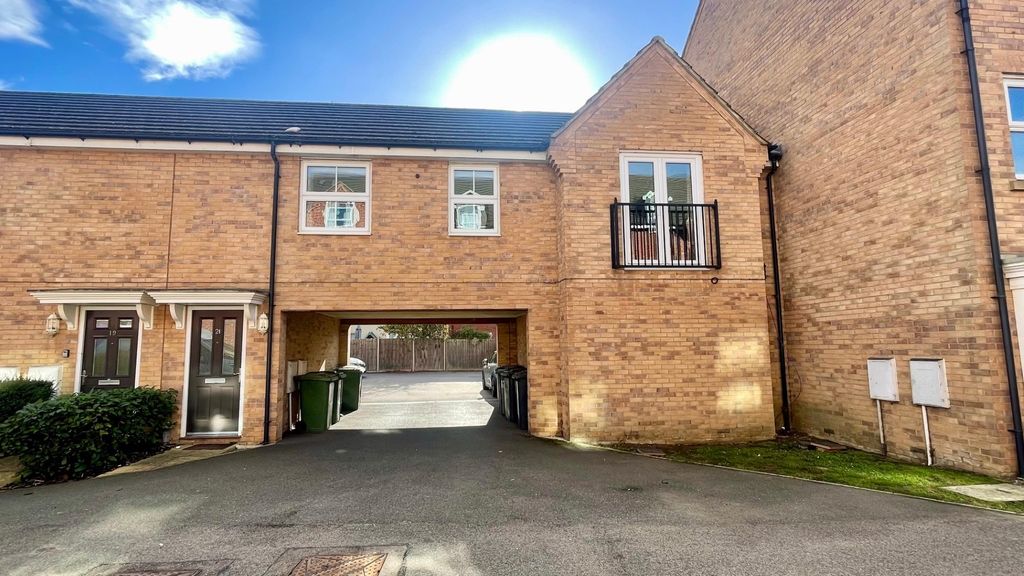 Property photo 2 of 9